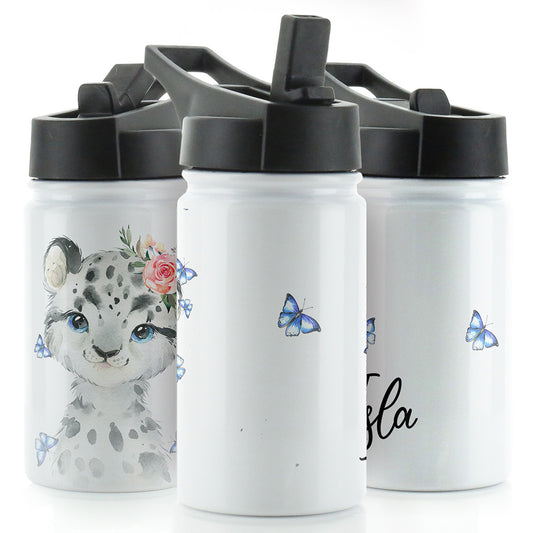 Personalisierte Sportflasche mit Leoparden-Schmetterling und Namen in Weiß